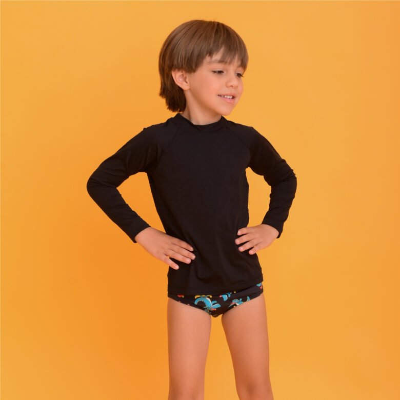 Blusa UV Magah Infantil Lisa Preta